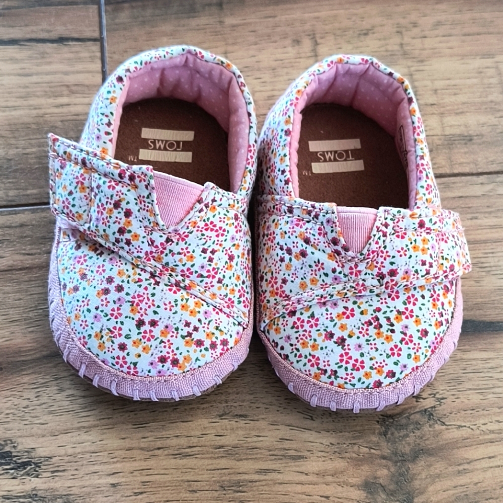Toms shoes